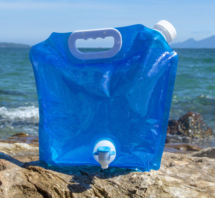Foldable Water Bag - HAX Essentials - hiking - with faucet